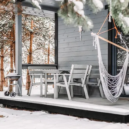 Sosnowy Raj Nad Rzeka Wkra 펜션 *